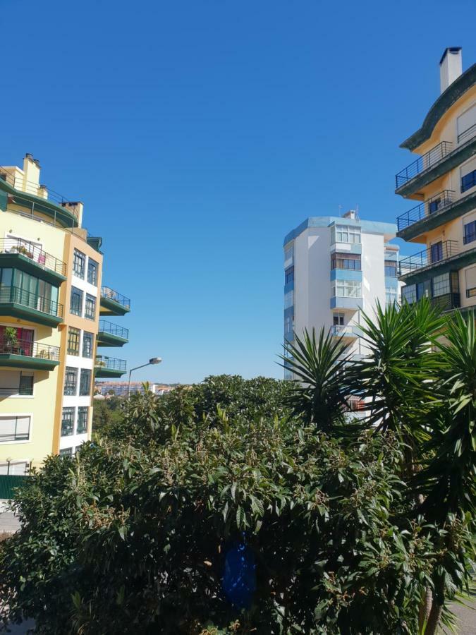 Comfortable And Cozy One Bedroom Flat In Cascais Exterior photo